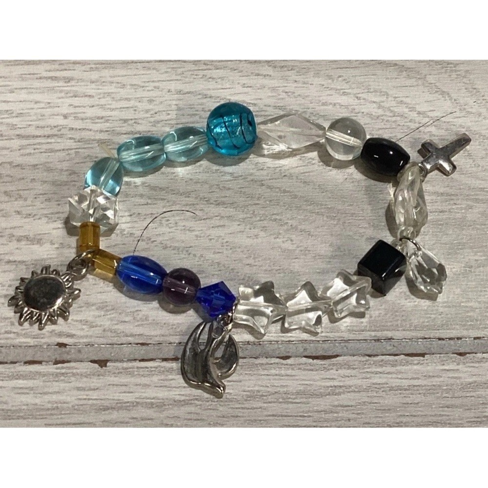 Silvertone Bracelet w/ Multicolor Beaded Charm Vintage